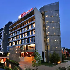 hilton-garden-inn-milan-north.it-lombardy.com/